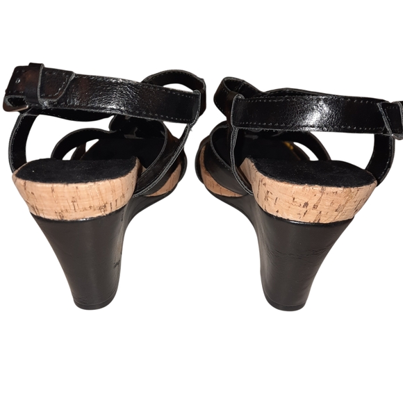 AEROSOLES Black and Brown Strappy Wedges - Picture 5 of 9